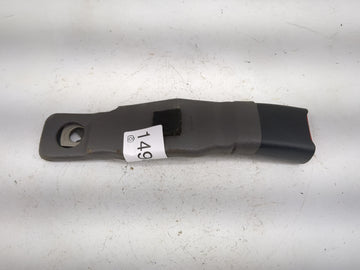 2000-2002 Ford Explorer Passenger Front Seatbelt Buckle Gray - Oemusedautoparts1.com