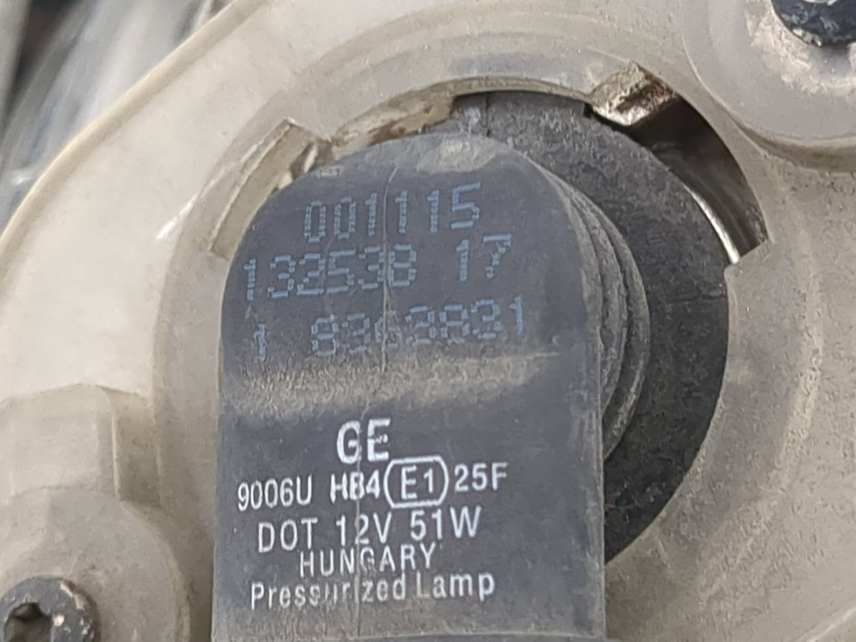2002-2005 Ford Explorer Driver Left Oem Head Light Headlight Lamp Black - Oemusedautoparts1.com