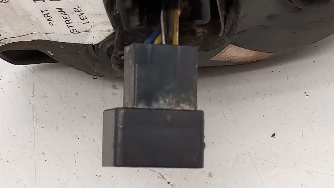 2002 Ford Explorer Side Mirror Replacement Driver Left View Door Mirror P/N:1L24-17683-BLY Fits OEM Used Auto Parts - Oemuse