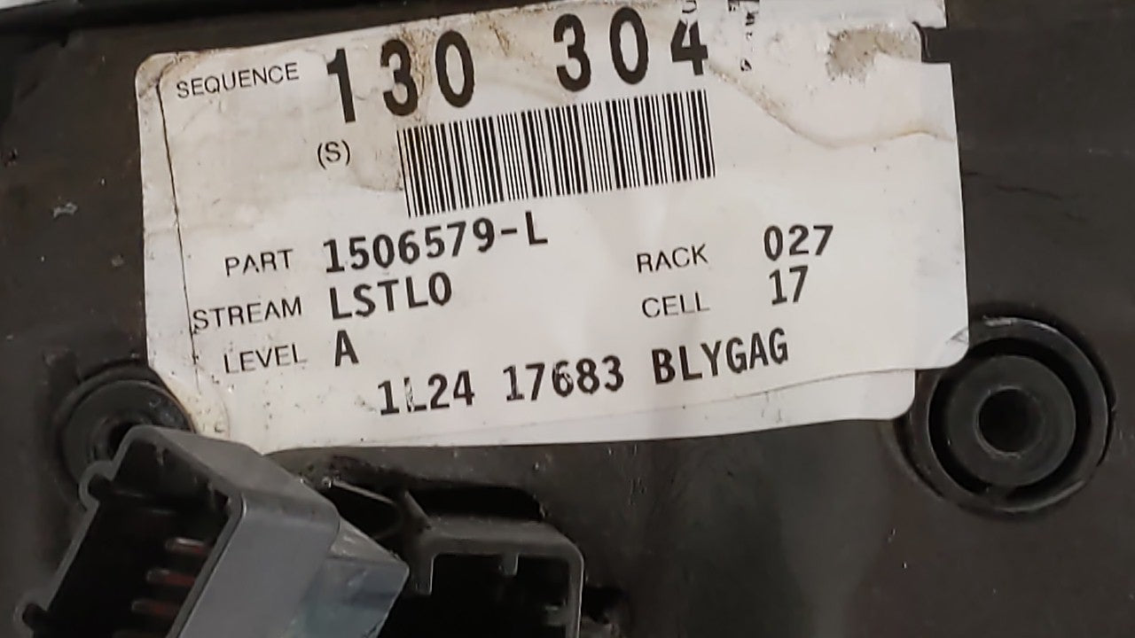 2002 Ford Explorer Side Mirror Replacement Driver Left View Door Mirror P/N:1L24-17683-BLY Fits OEM Used Auto Parts - Oemuse