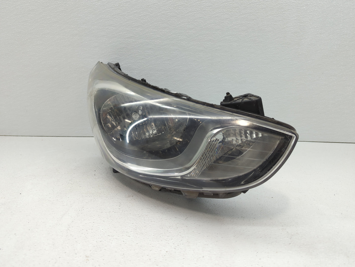 2002-2005 Ford Explorer Passenger Right Oem Head Light Headlight Lamp - Oemusedautoparts1.com