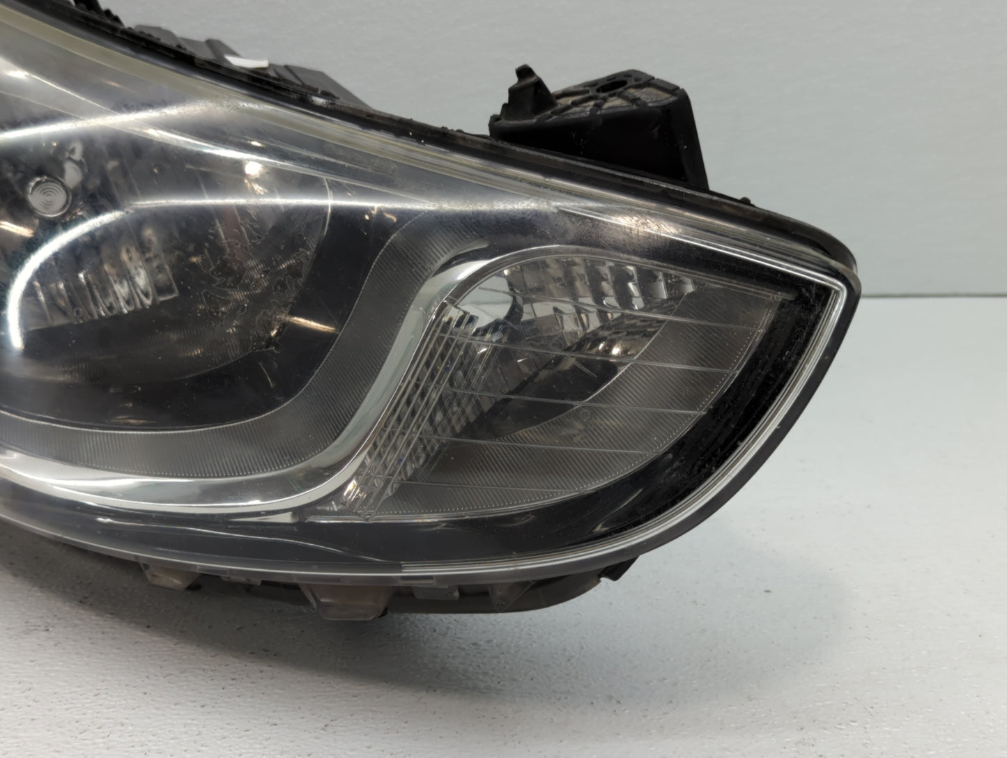 2002-2005 Ford Explorer Passenger Right Oem Head Light Headlight Lamp - Oemusedautoparts1.com
