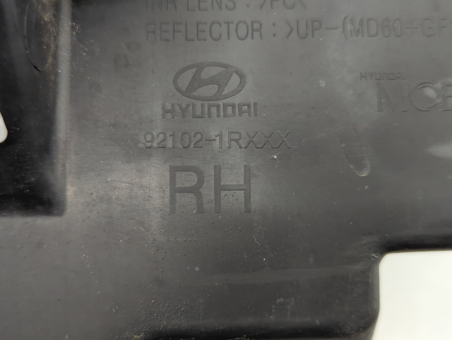 2002-2005 Ford Explorer Passenger Right Oem Head Light Headlight Lamp - Oemusedautoparts1.com