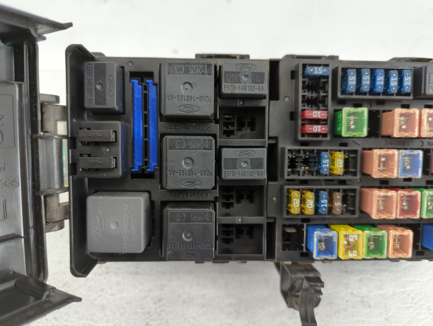 2002-2010 Ford Explorer Fusebox Fuse Box Panel Relay Module P/N:1L2T-14398-AR 6L2T 14398 TI Fits OEM Used Auto Parts - Oemus