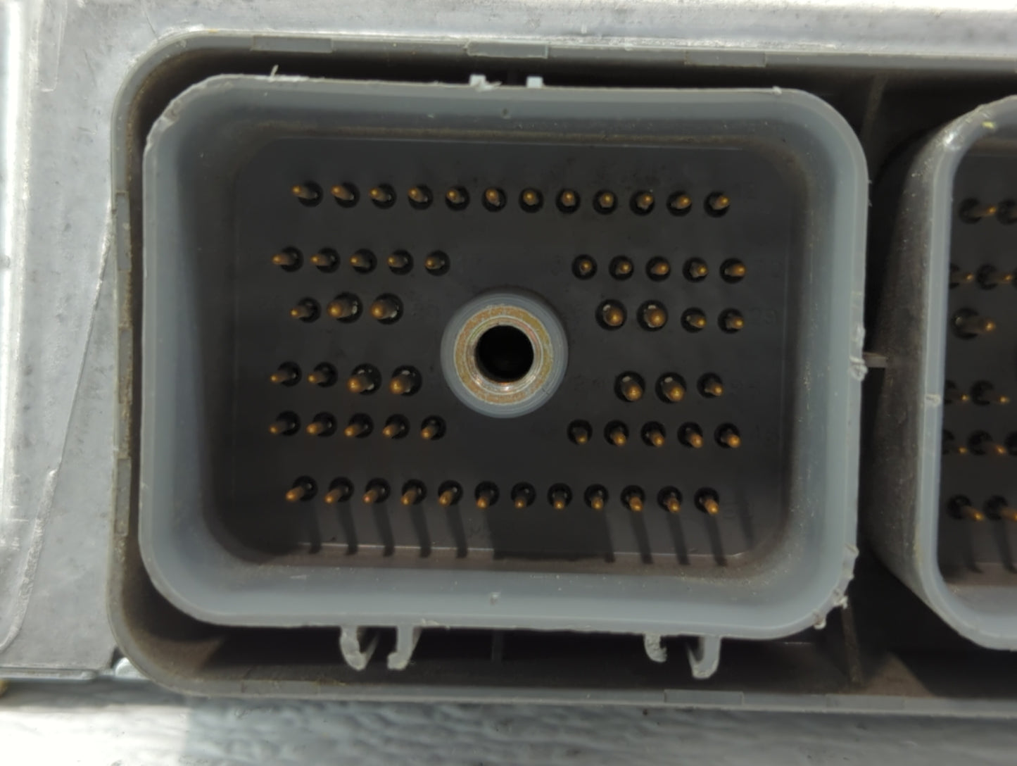 2002 Ford Explorer PCM Engine Control Computer ECU ECM PCU OEM P/N:2L2A-12A650-CF Fits OEM Used Auto Parts - Oemusedautopart