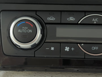 2002-2003 Ford Explorer Climate Control Module Temperature AC/Heater Replacement P/N:EALH-18C612-FD Fits Fits 2002 2003 OEM Used Auto Parts