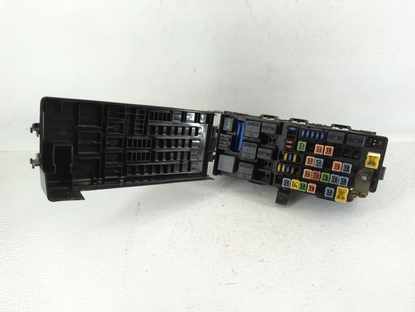 2002-2010 Ford Explorer Fusebox Fuse Box Panel Relay Module P/N:1L2T14398AM Fits Fits 2002 2003 2004 2005 2006 2007 2008 200