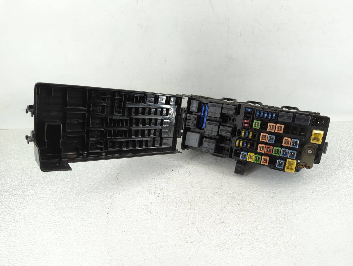 2002-2010 Ford Explorer Fusebox Fuse Box Panel Relay Module P/N:1L2T14398AM Fits Fits 2002 2003 2004 2005 2006 2007 2008 200