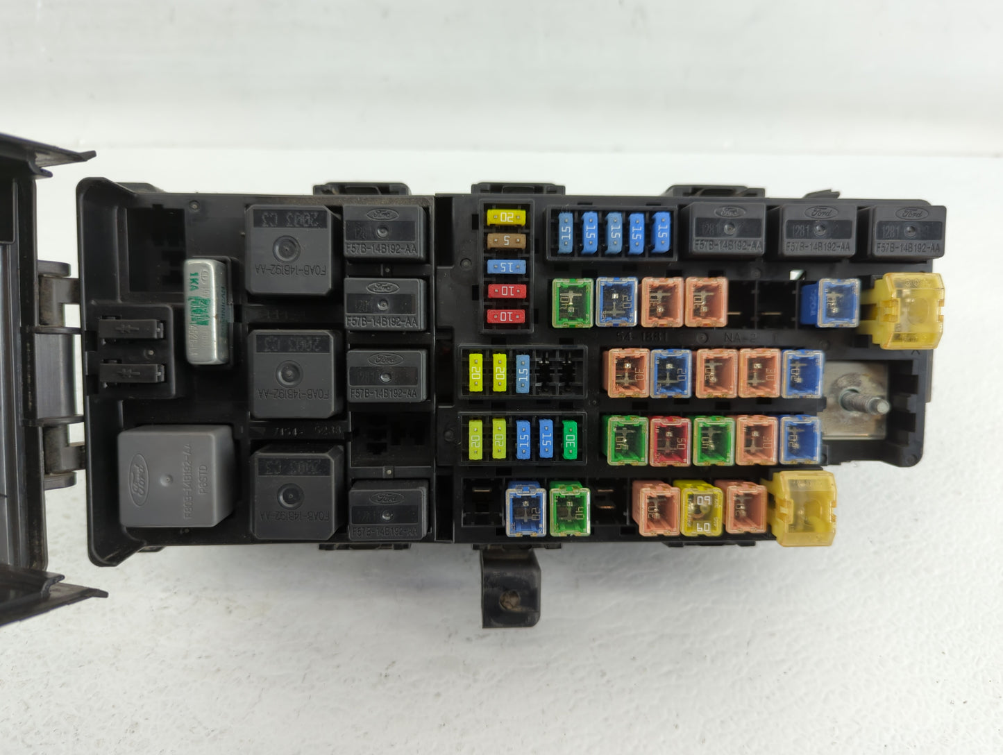 2002-2010 Ford Explorer Fusebox Fuse Box Panel Relay Module P/N:2L2T-14398-DG Fits OEM Used Auto Parts - Oemusedautoparts1.c