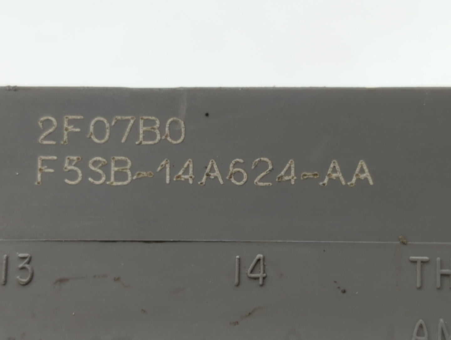 2002 Ford Explorer PCM Engine Control Computer ECU ECM PCU OEM P/N:2L2A-12A650-EC Fits OEM Used Auto Parts - Oemusedautopart