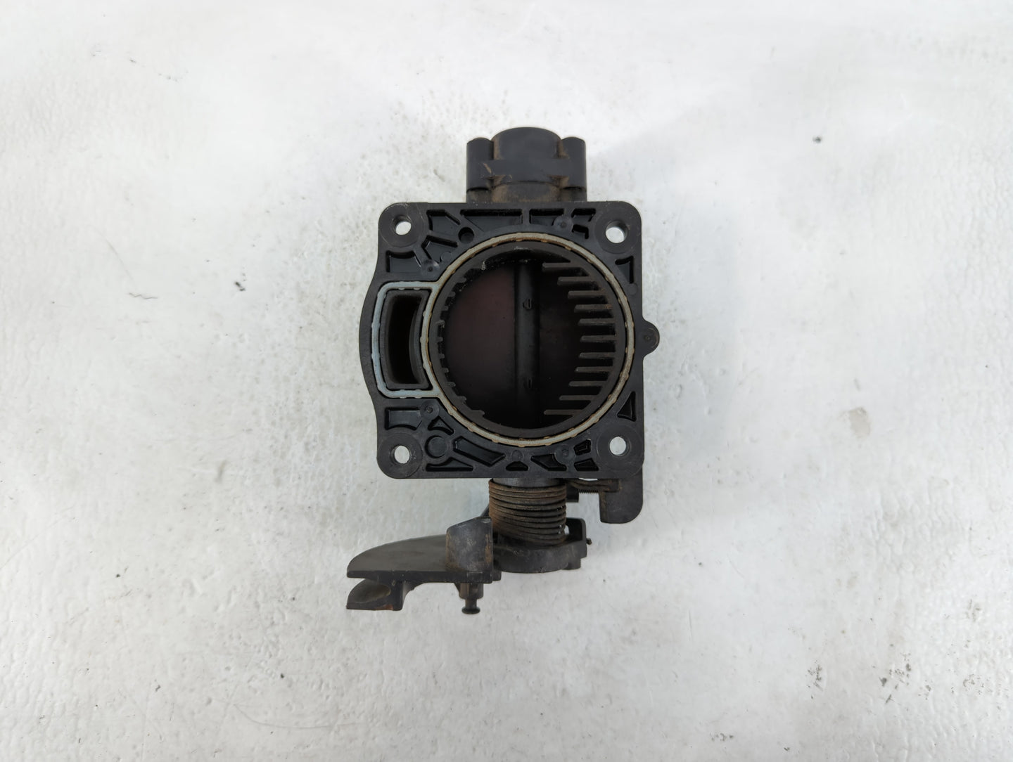 2002 Ford Explorer Throttle Body P/N:1L2U-9U538-AD Fits OEM Used Auto Parts - Oemusedautoparts1.com