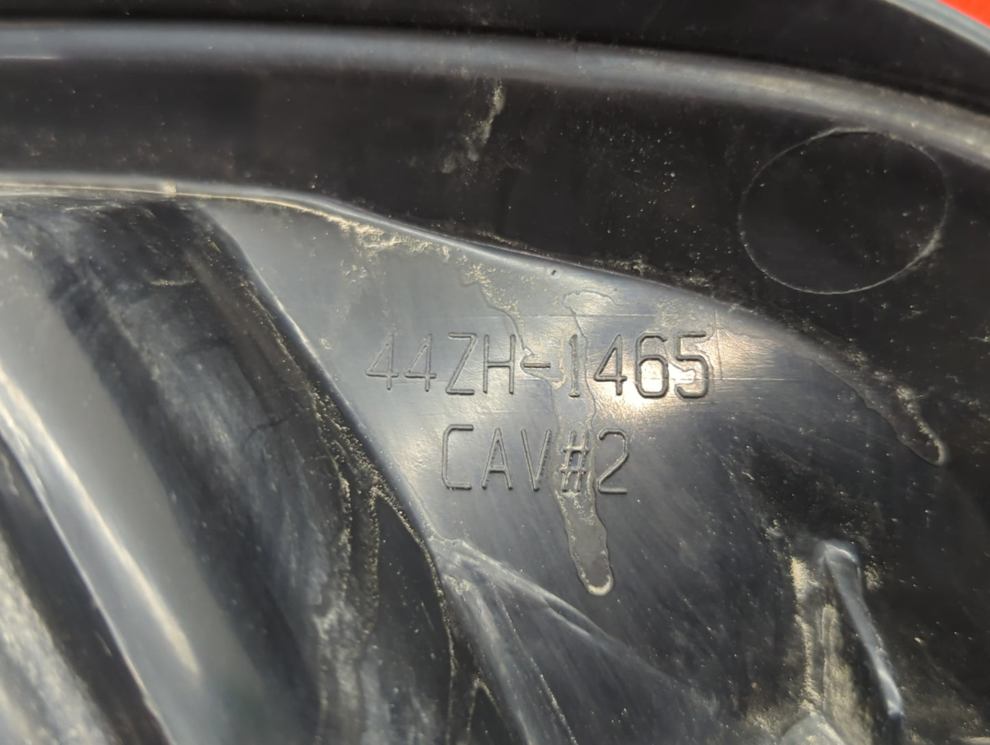 2001-2005 Ford Explorer Tail Light Assembly Driver Left OEM P/N:44ZH-1465 Fits Fits 2001 2002 2003 2004 2005 OEM Used Auto P