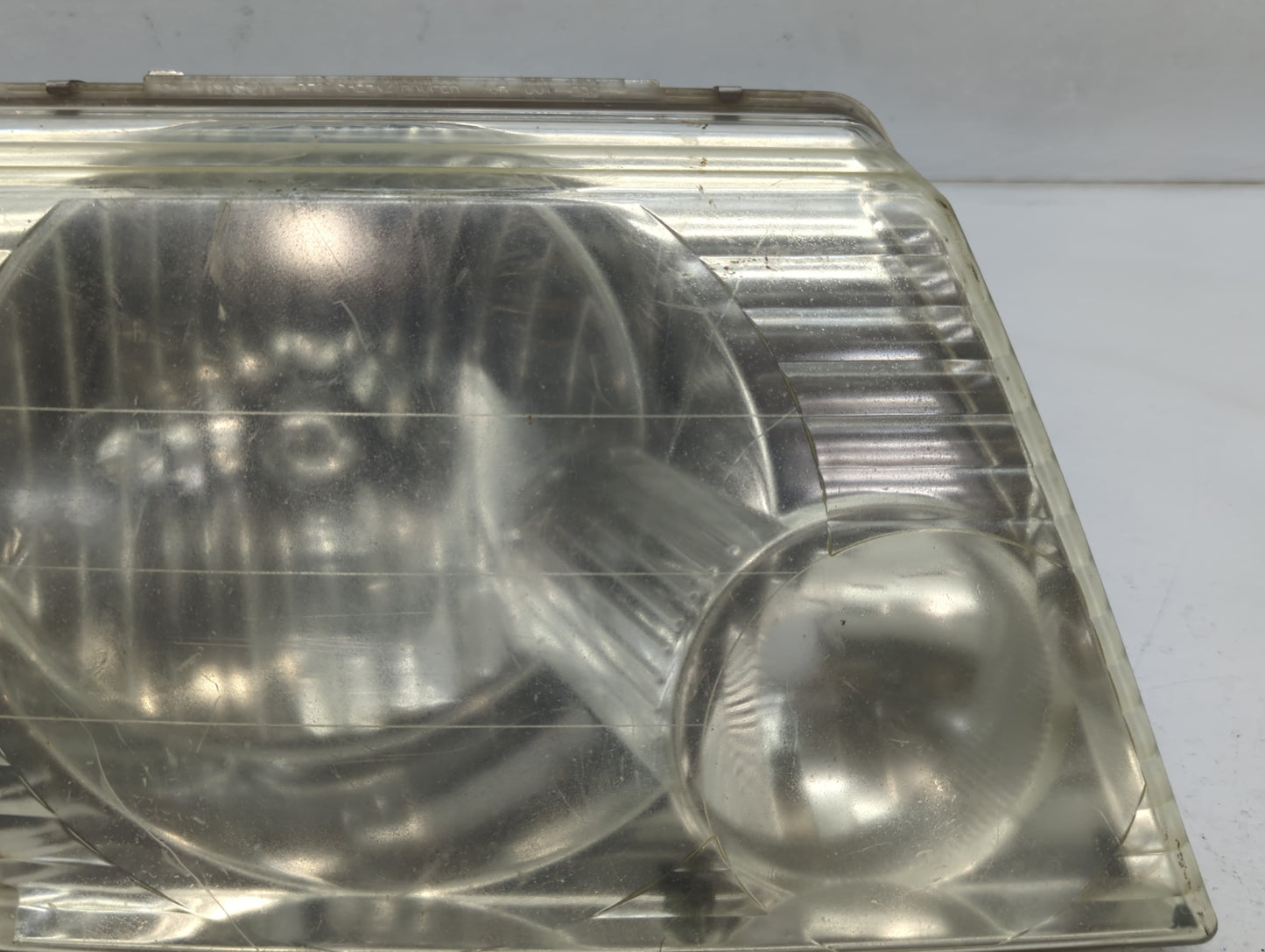 Ford Explorer Driver Left Oem Head Light Headlight Lamp - Oemusedautoparts1.com