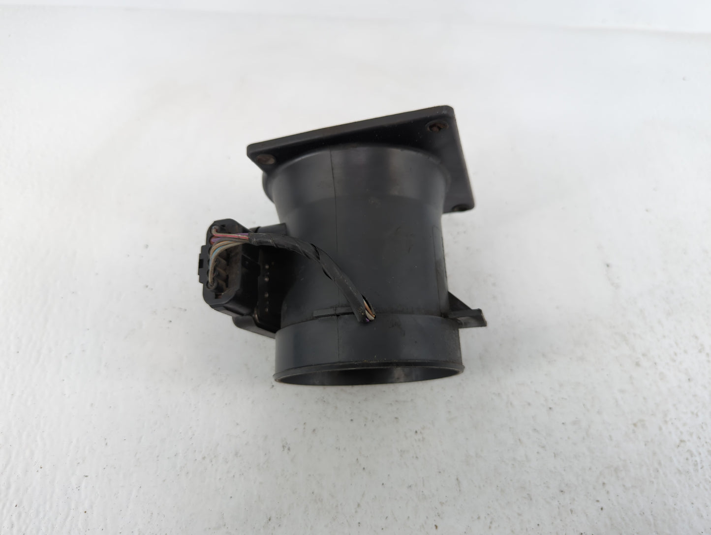 2002-2005 Ford Explorer Mass Air Flow Meter Maf - Oemusedautoparts1.com