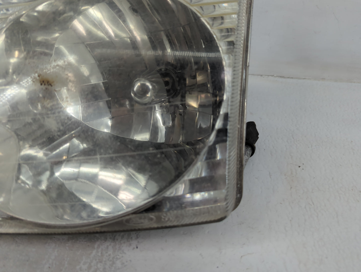Ford Explorer Driver Left Oem Head Light Headlight Lamp - Oemusedautoparts1.com