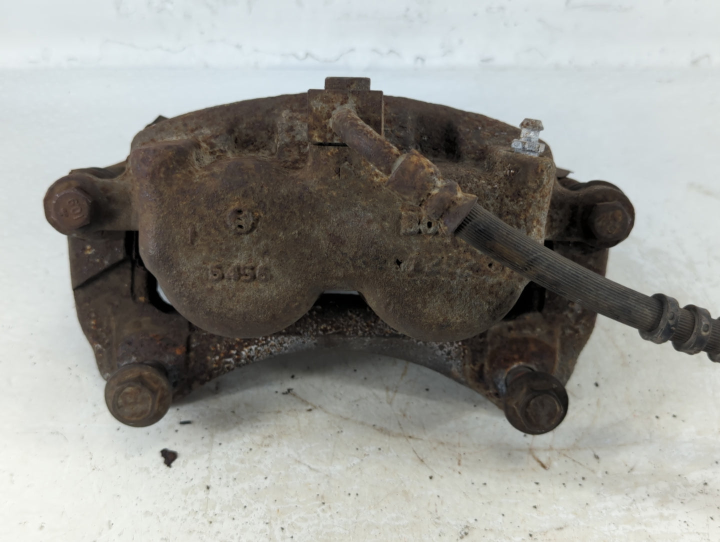 Ford Explorer Front Driver Left Brake Caliper 700825 - Oemusedautoparts1.com