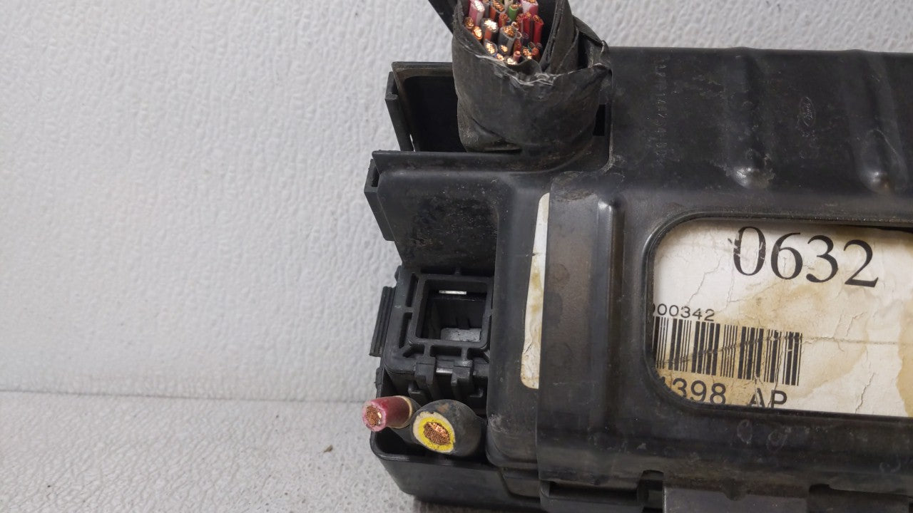 2002 Ford Explorer Fusebox Fuse Box Panel Relay Module P/N:3L2T-14398 ASE Fits Fits 2003 2004 2005 2006 2007 2008 2009 2010 