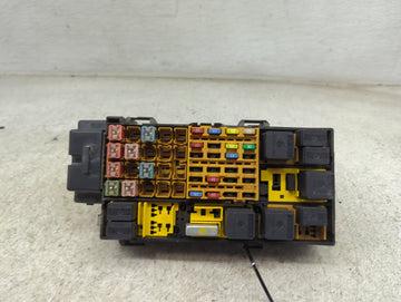 2002-2005 Ford Explorer Sport Trac Fusebox Fuse Box Panel Relay Module P/N:2L5T-14A075-A P31F49985F Fits OEM Used Auto Parts