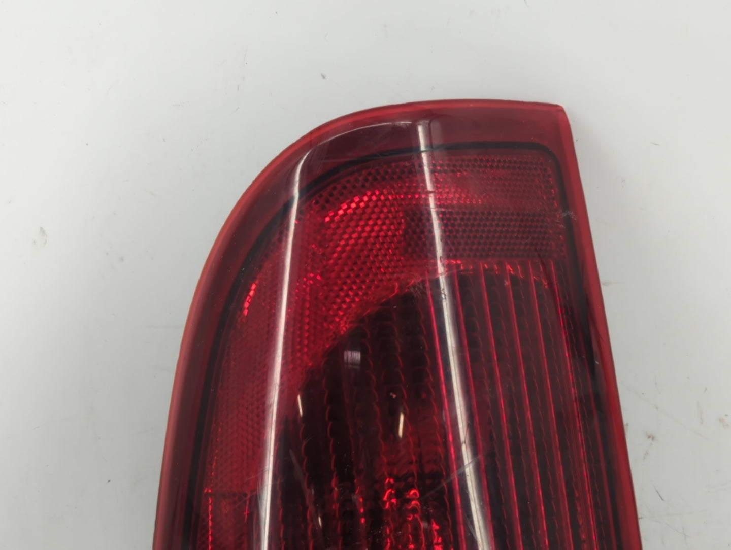 1997-2004 Ford F-150 Tail Light Assembly Driver Left OEM P/N:F47B Fits Fits 1997 1998 1999 2000 2001 2002 2003 2004 2005 200