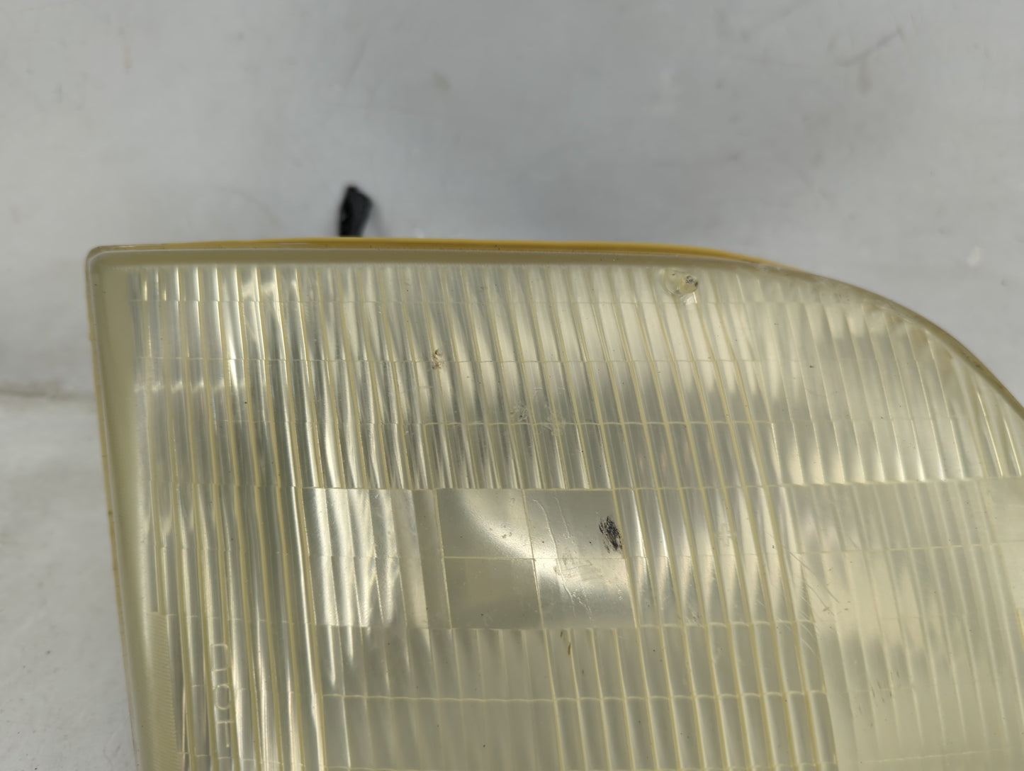 1997-2003 Ford F-150 Passenger Right Oem Head Light Headlight Lamp - Oemusedautoparts1.com