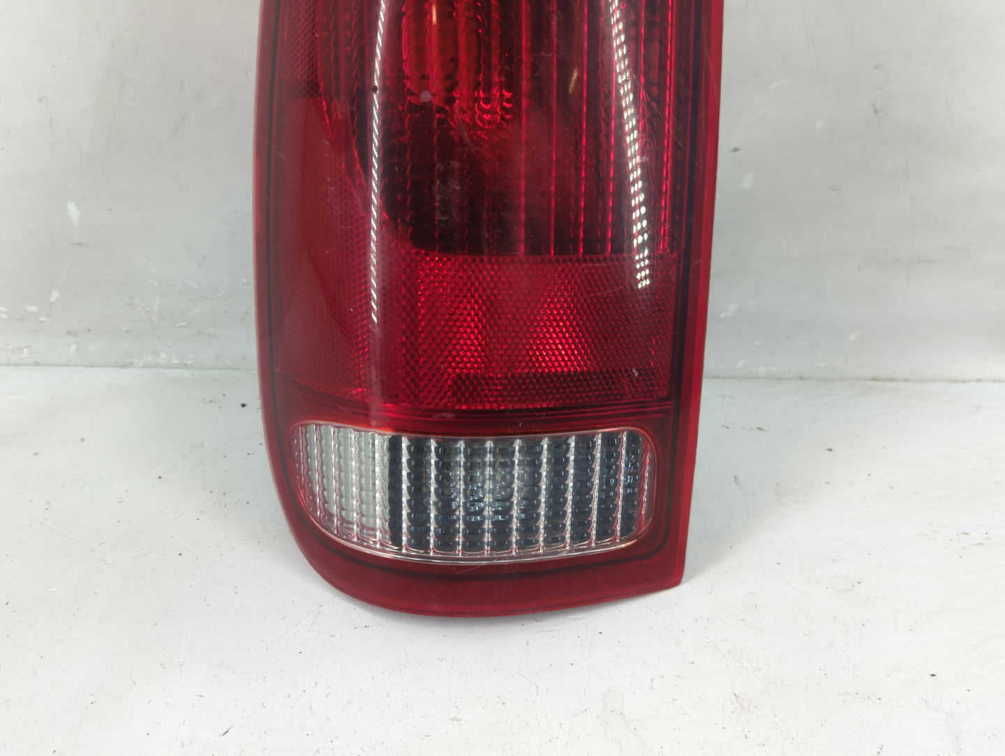 2002 Ford F-150 Tail Light Assembly Driver Left OEM P/N:F85B-13B505-0 Fits OEM Used Auto Parts - Oemusedautoparts1.com