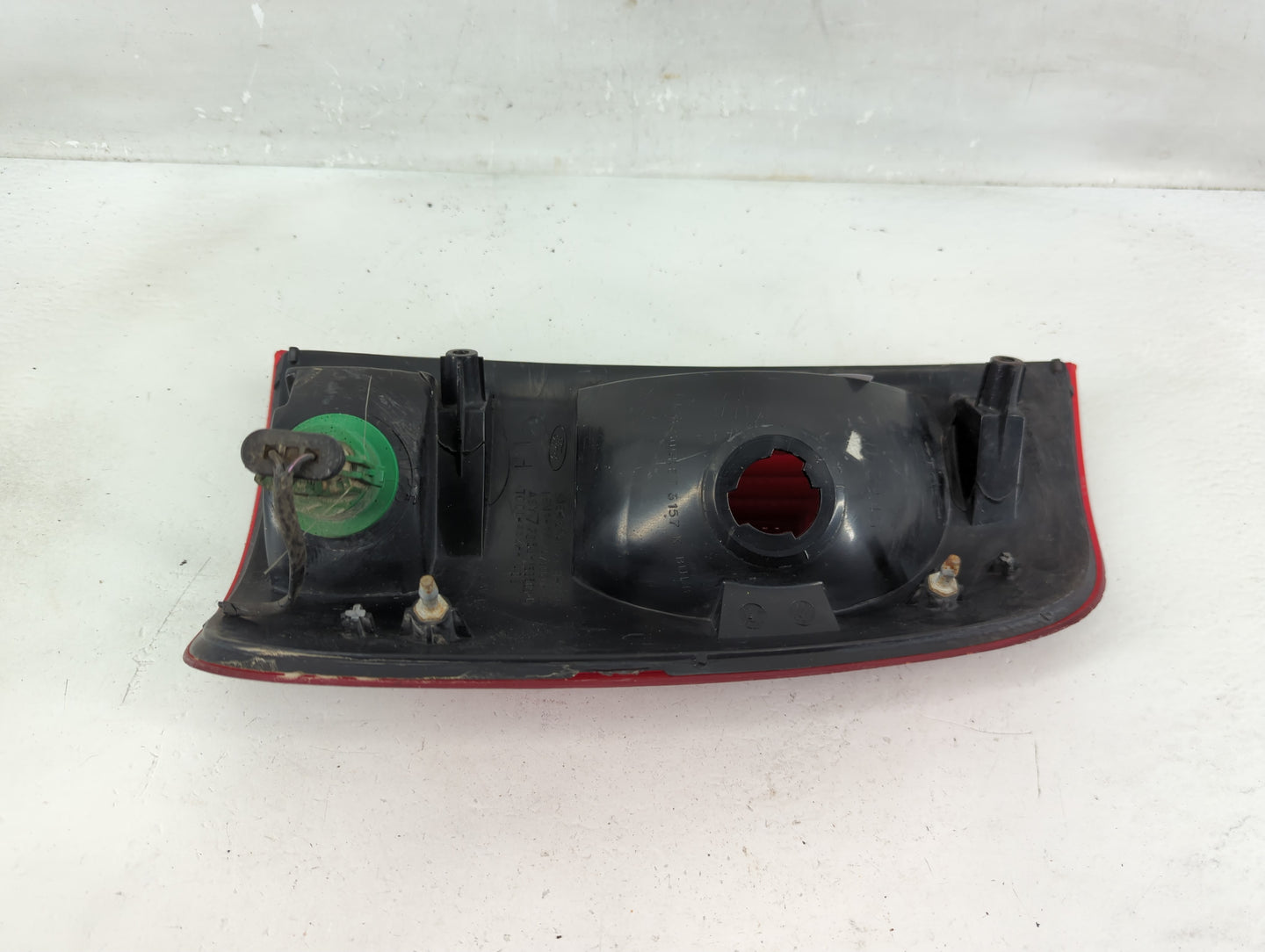 2002 Ford F-150 Tail Light Assembly Driver Left OEM P/N:F85B-13B505-0 Fits OEM Used Auto Parts - Oemusedautoparts1.com
