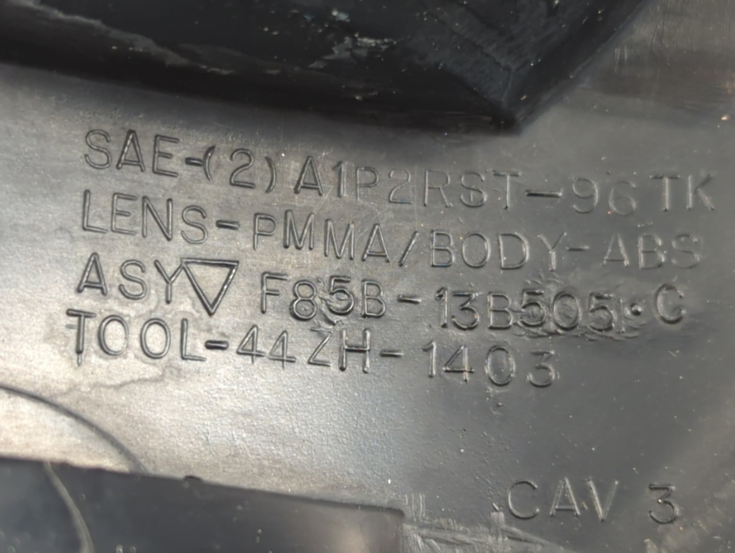 2002 Ford F-150 Tail Light Assembly Driver Left OEM P/N:F85B-13B505-0 Fits OEM Used Auto Parts - Oemusedautoparts1.com