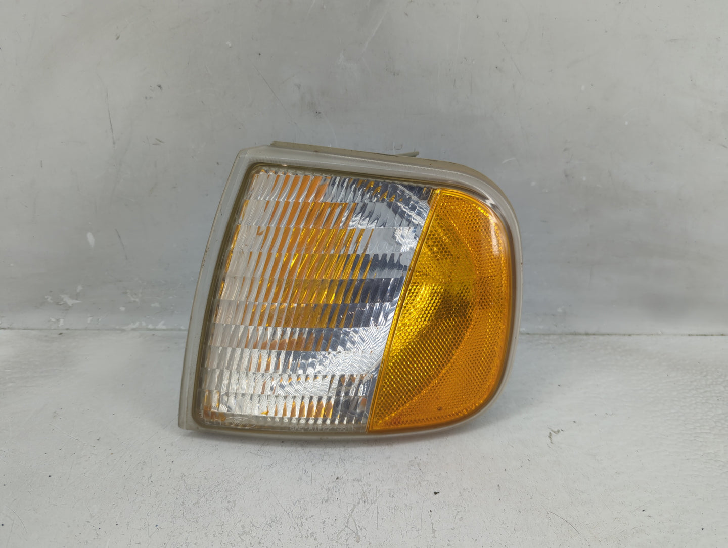 1997-2003 Ford F-150 Driver Left Oem Front Light Lamp - Oemusedautoparts1.com