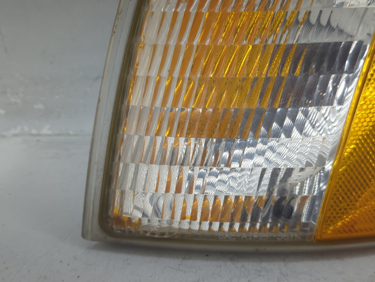 1997-2003 Ford F-150 Driver Left Oem Front Light Lamp - Oemusedautoparts1.com