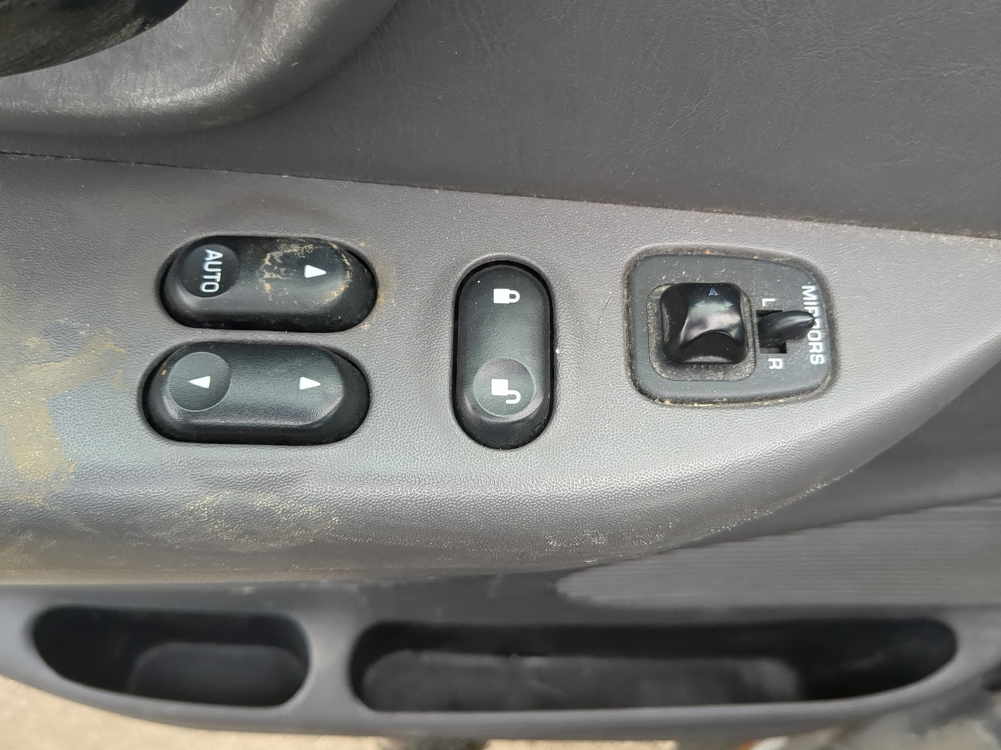 2000-2002 Ford F-150 Master Power Window Switch Replacement Driver Side Left Fits Fits 2000 2001 2002 OEM Used Auto Parts - 