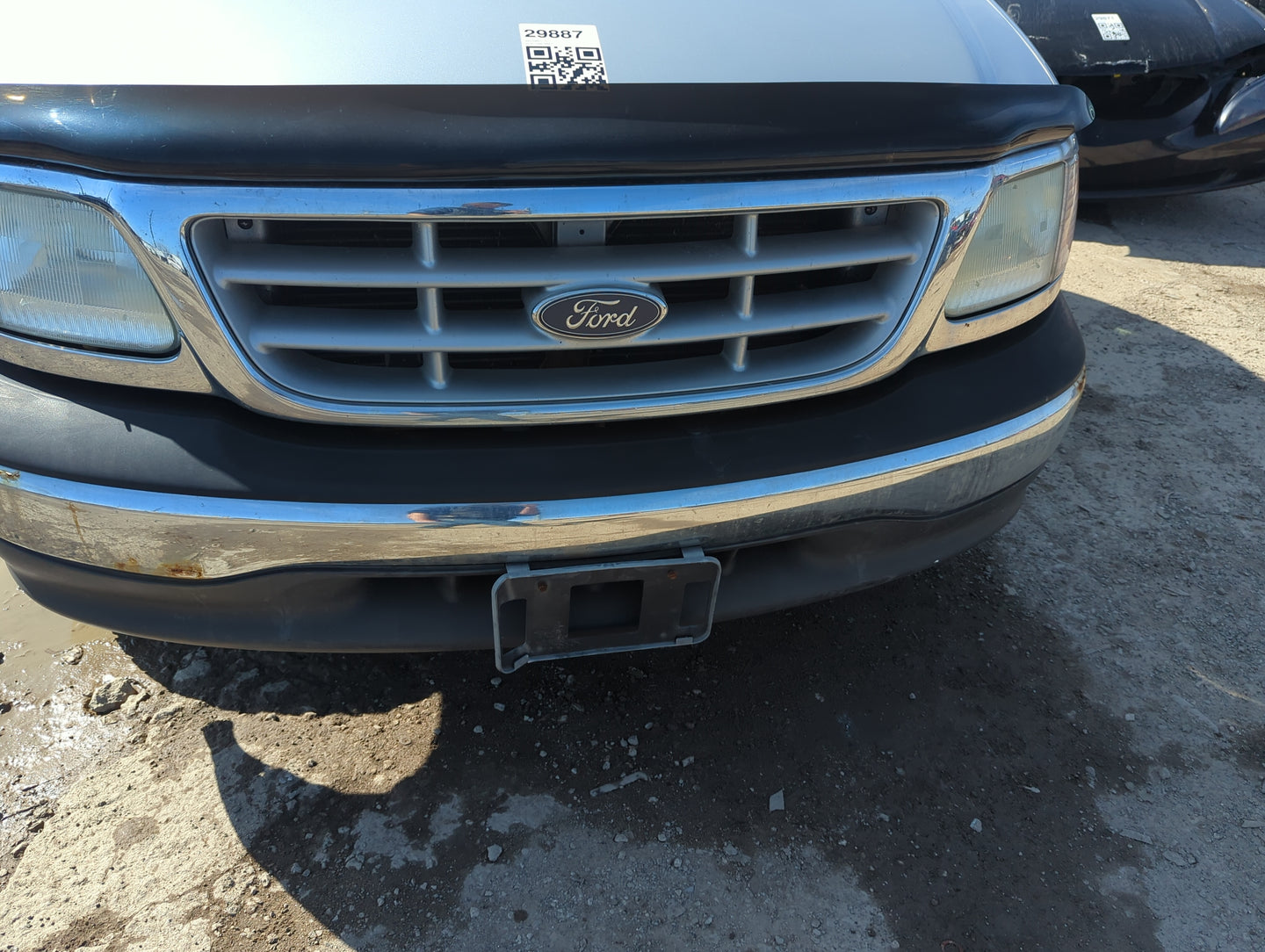 1999-2002 Ford F-150 Front Bumper - Oem 1403552 - Oemusedautoparts1.com