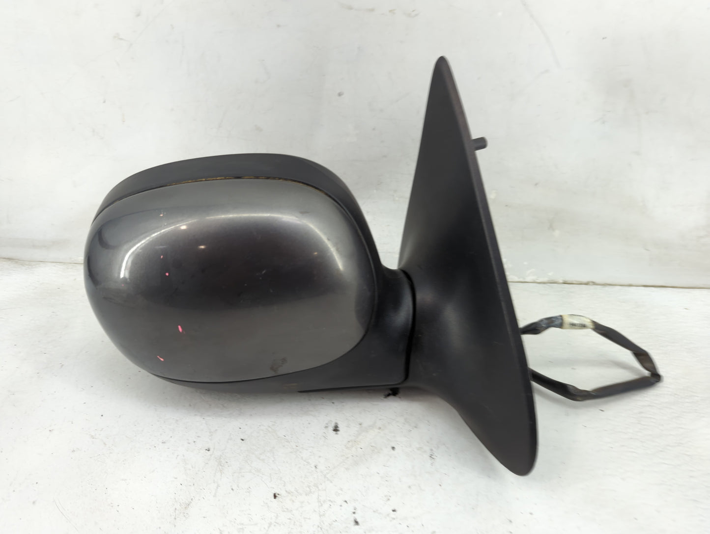 2002-2004 Ford F-150 Passenger Side View Mirror - Right Door Mirror OEM Used - Oemusedautoparts1.com