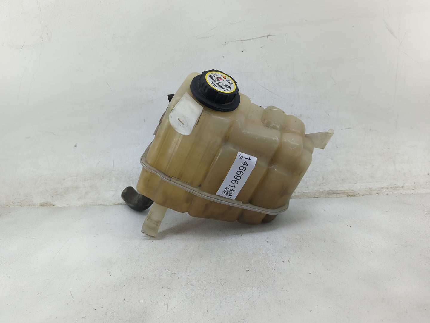 2002 Ford F-150 Radiator Coolant Overflow Expansion Tank Bottle - Oemusedautoparts1.com