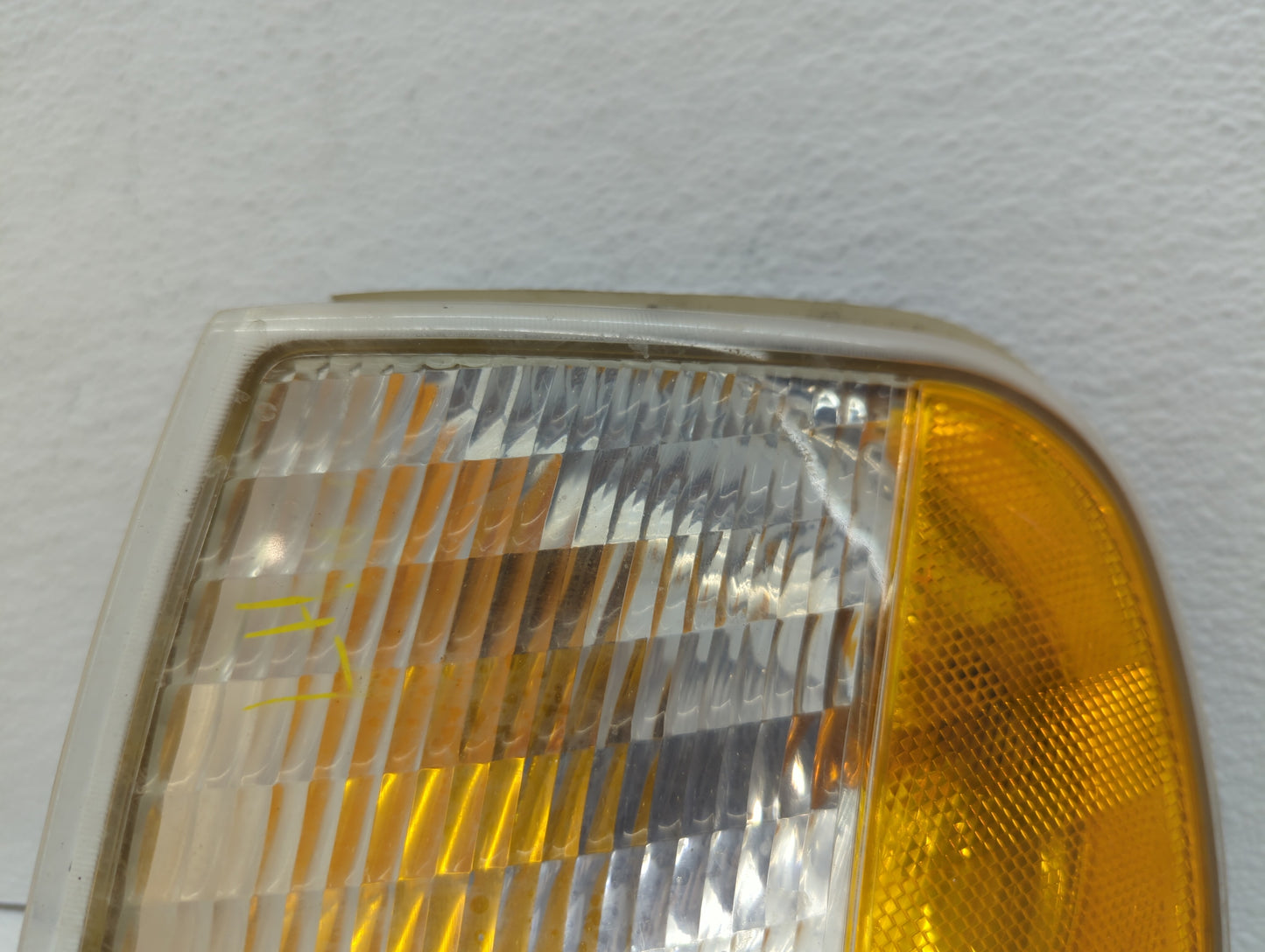 2002-2003 Ford F-150 Driver Left Oem Head Light Headlight Lamp - Oemusedautoparts1.com
