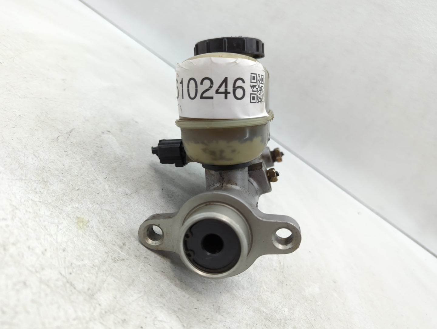 2002-2003 Ford F-150 Brake Master Cylinder - Oemusedautoparts1.com