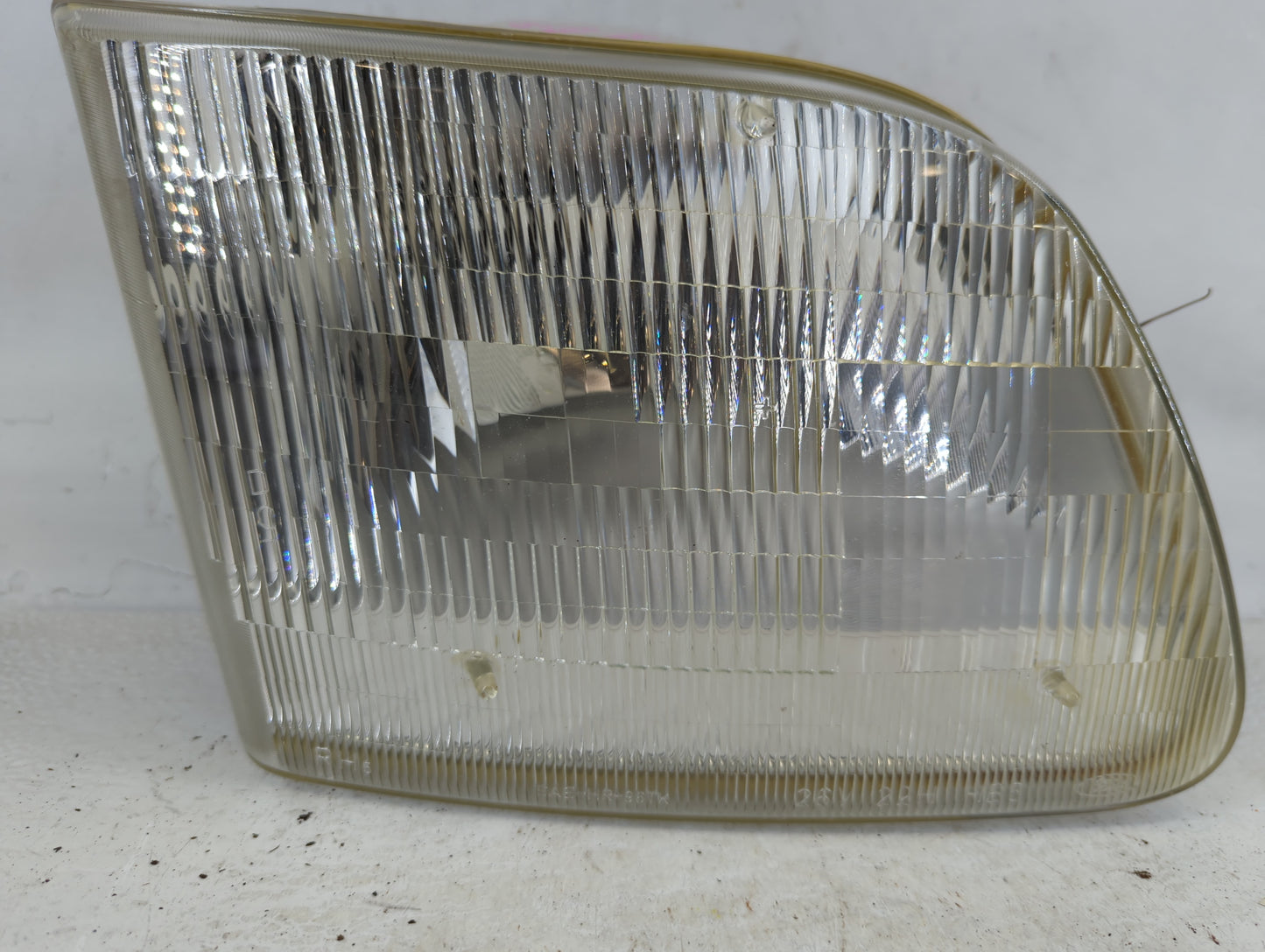 1997-2003 Ford F-150 Passenger Right Oem Head Light Headlight Lamp - Oemusedautoparts1.com