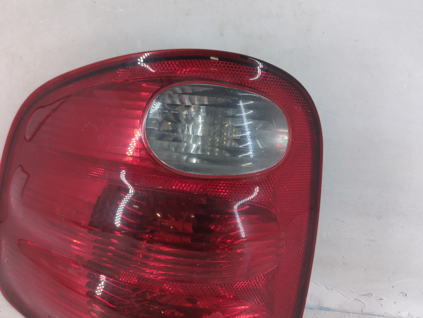 2000-2004 Ford F-150 Tail Light Assembly Driver Left OEM P/N:YL3X-13441-A Fits Fits 2000 2001 2002 2003 2004 OEM Used Auto P