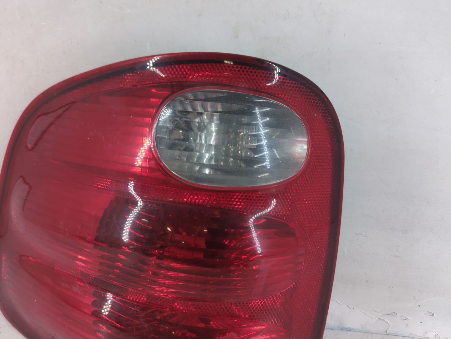 2000-2004 Ford F-150 Tail Light Assembly Driver Left OEM P/N:YL3X-13441-A Fits Fits 2000 2001 2002 2003 2004 OEM Used Auto P