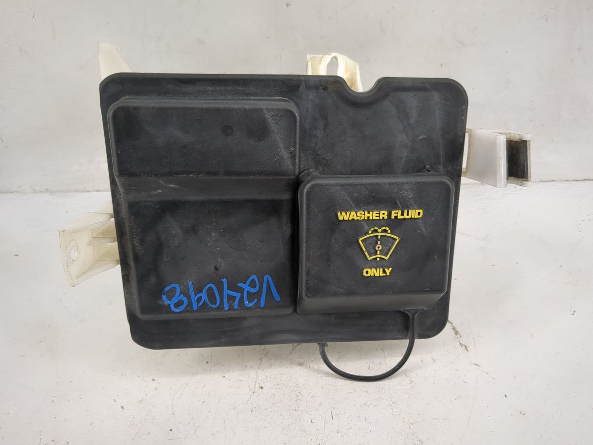 2002 Ford F150 Windshield Washer Fluid Reservoir Bottle Oem - Oemusedautoparts1.com