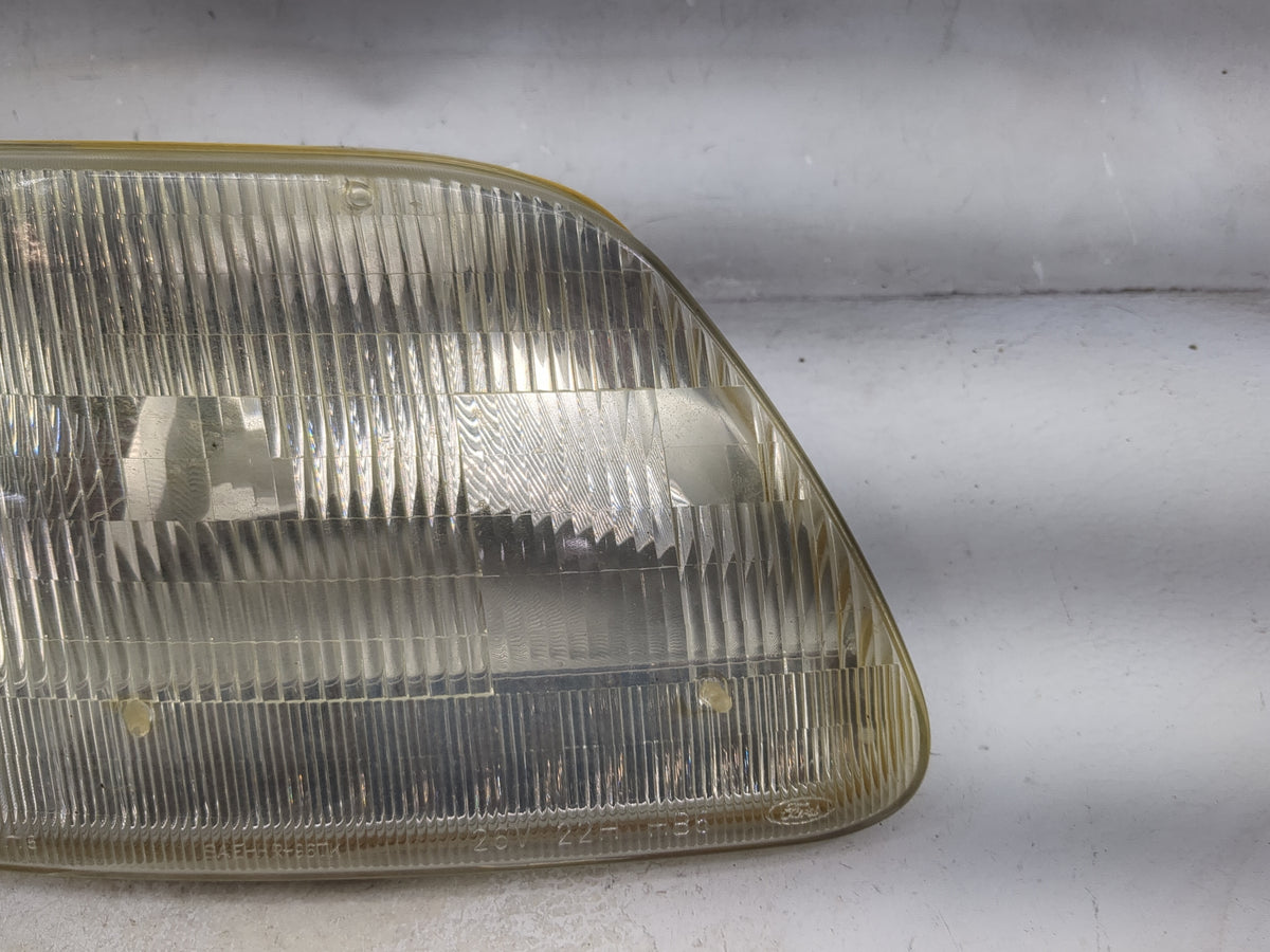 Ford F150 Passenger Right Oem Head Light Headlight Lamp Black - Oemusedautoparts1.com