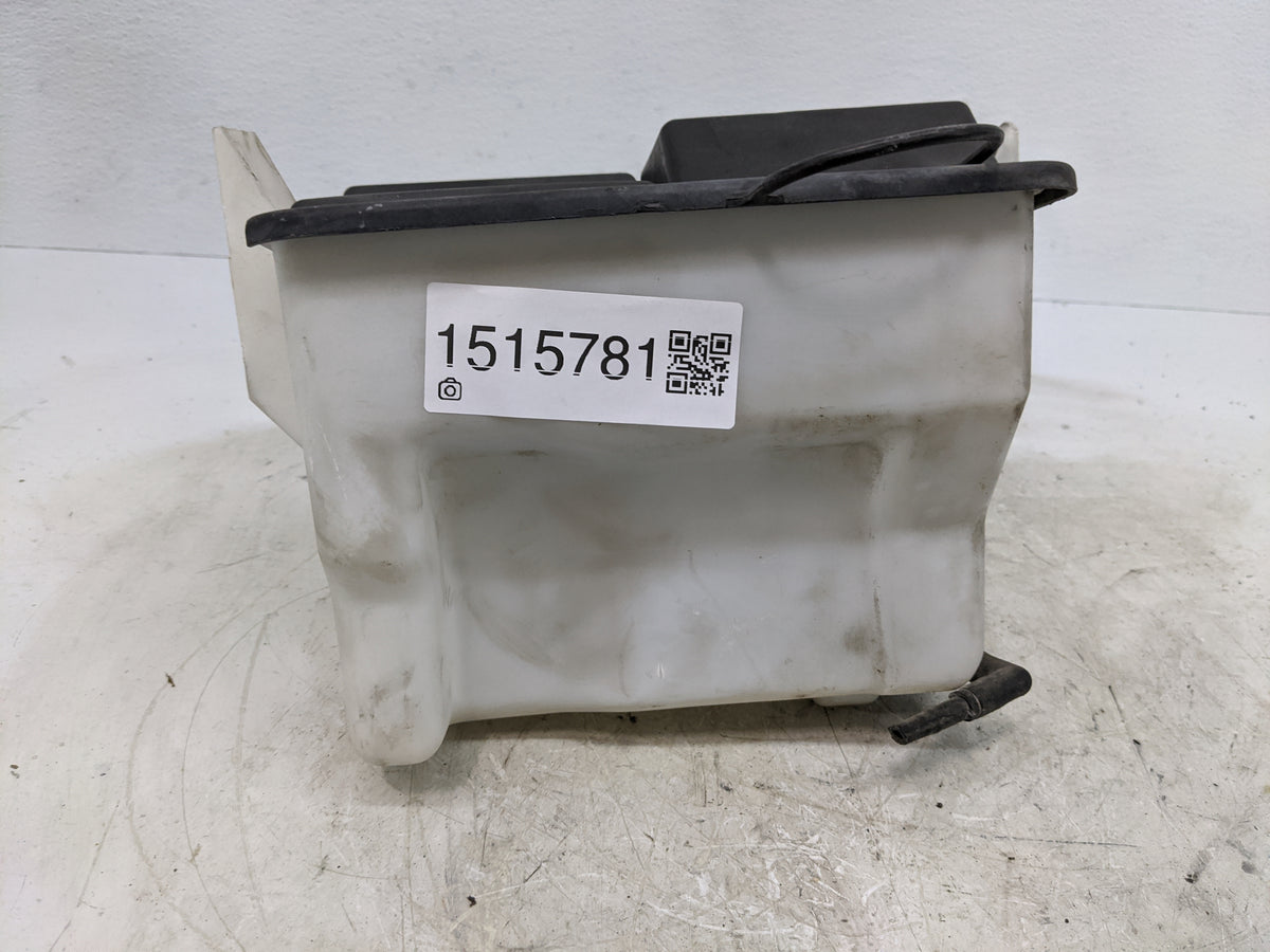 Ford F150 Windshield Washer Fluid Reservoir Bottle Oem 1515781 - Oemusedautoparts1.com