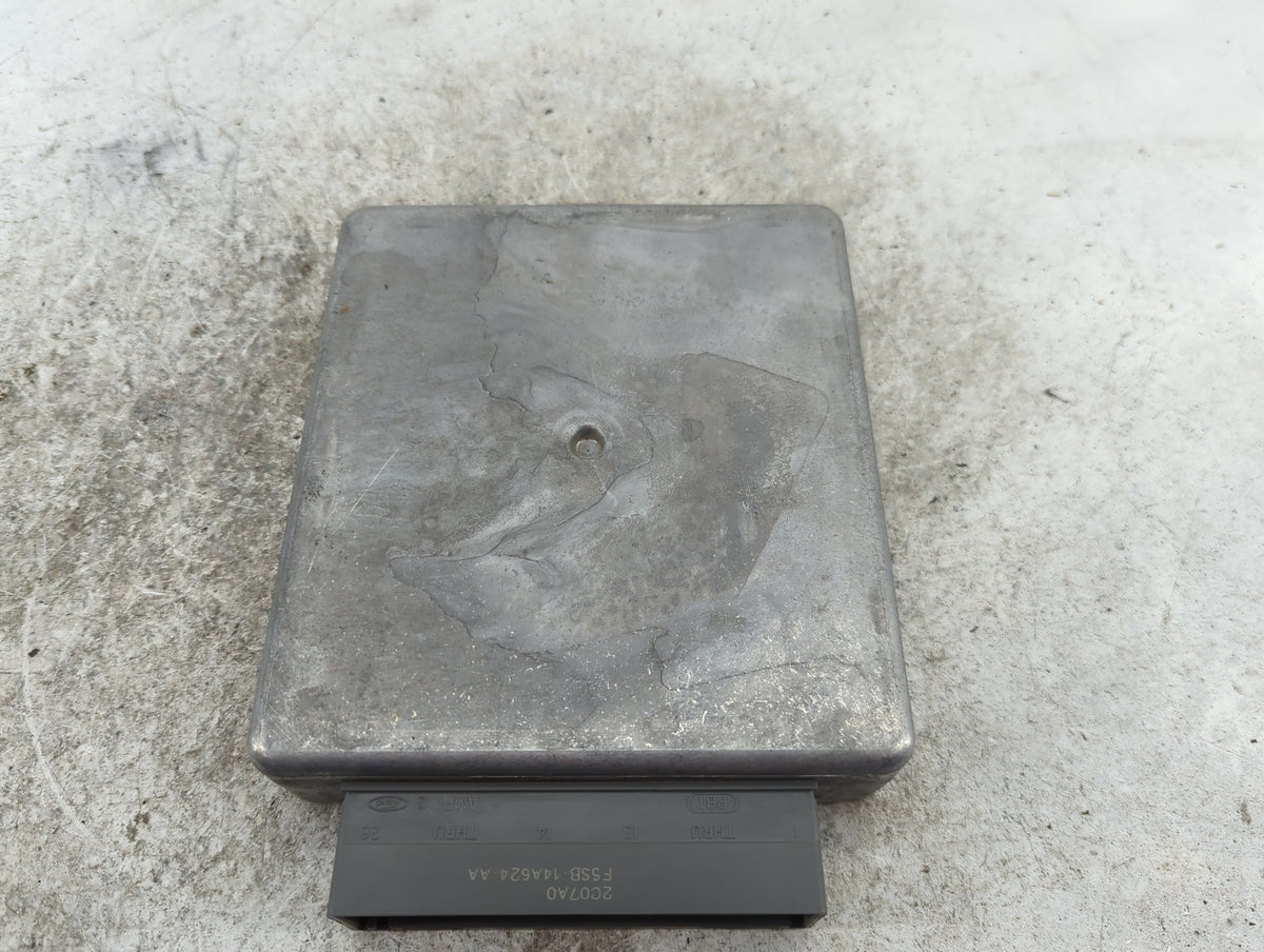 2002 Ford F150 PCM Engine Control Computer ECU ECM PCU OEM P/N:2L3A-12A650-AUC F55B-14A624-AA Fits 2003 OEM Used Auto Parts 
