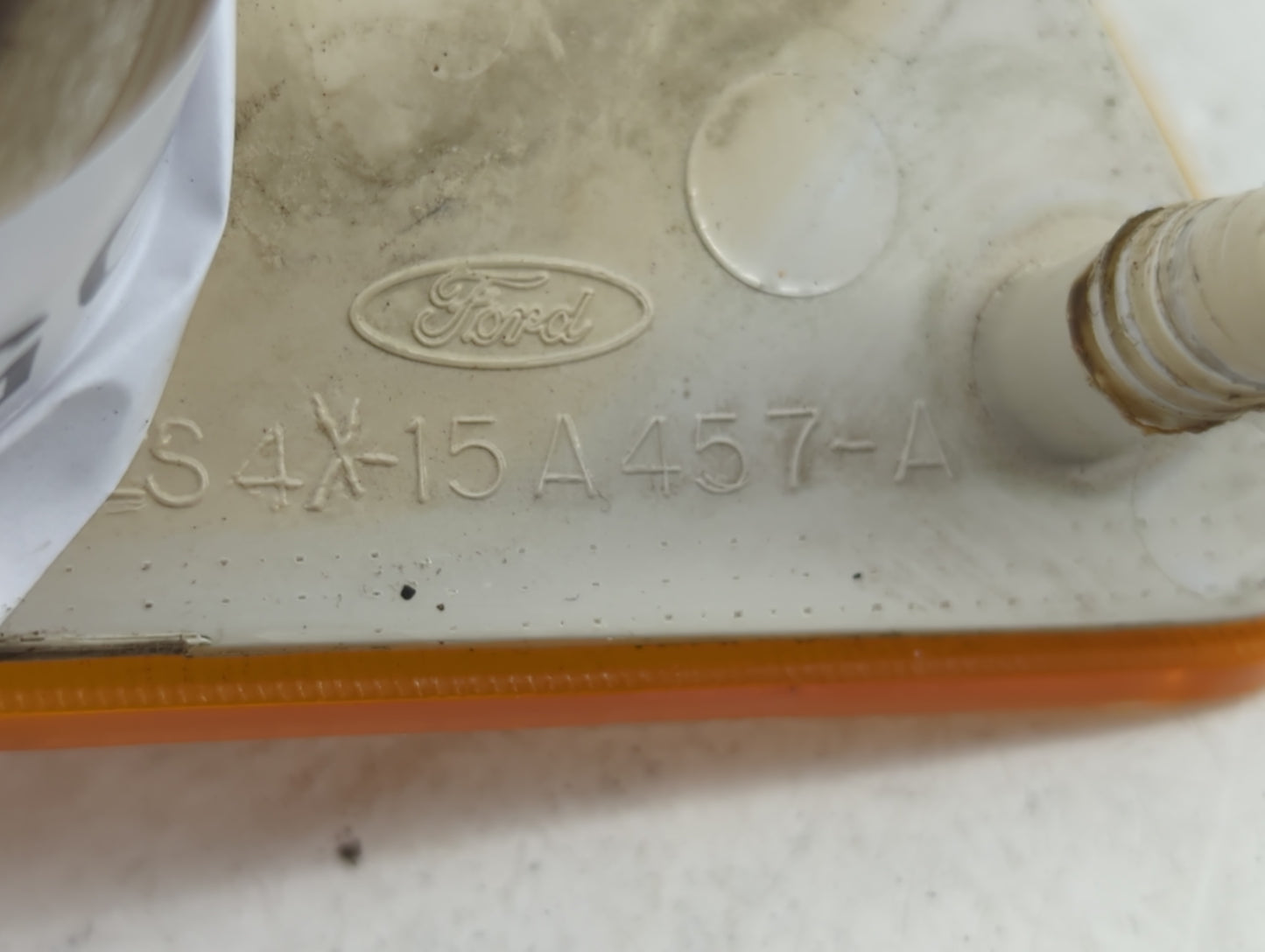 2000-2004 Ford Focus Driver Left Oem Front Light Lamp - Oemusedautoparts1.com