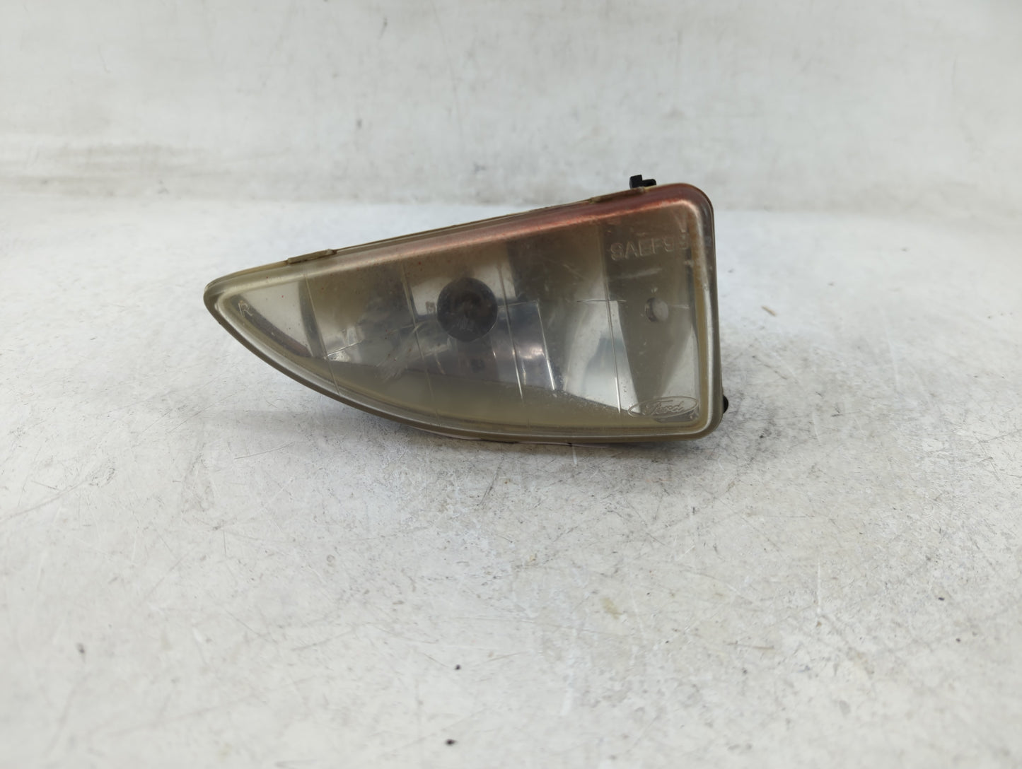 2000-2004 Ford Focus Passenger Right Oem Front Light Lamp - Oemusedautoparts1.com