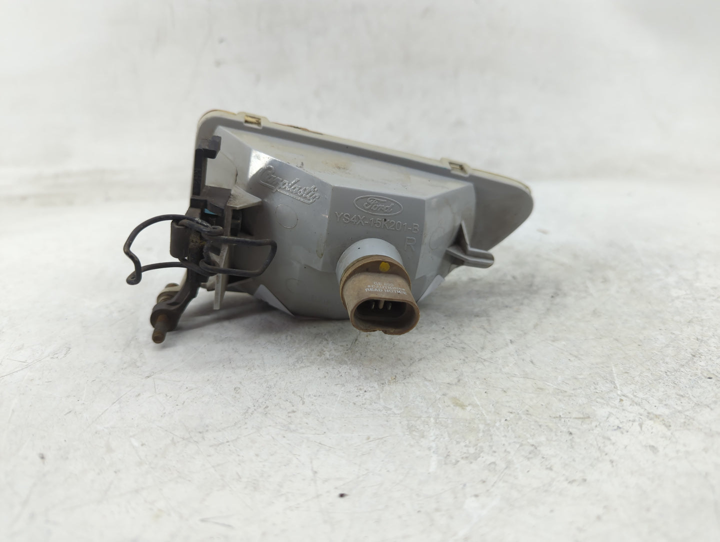 2000-2004 Ford Focus Passenger Right Oem Front Light Lamp - Oemusedautoparts1.com