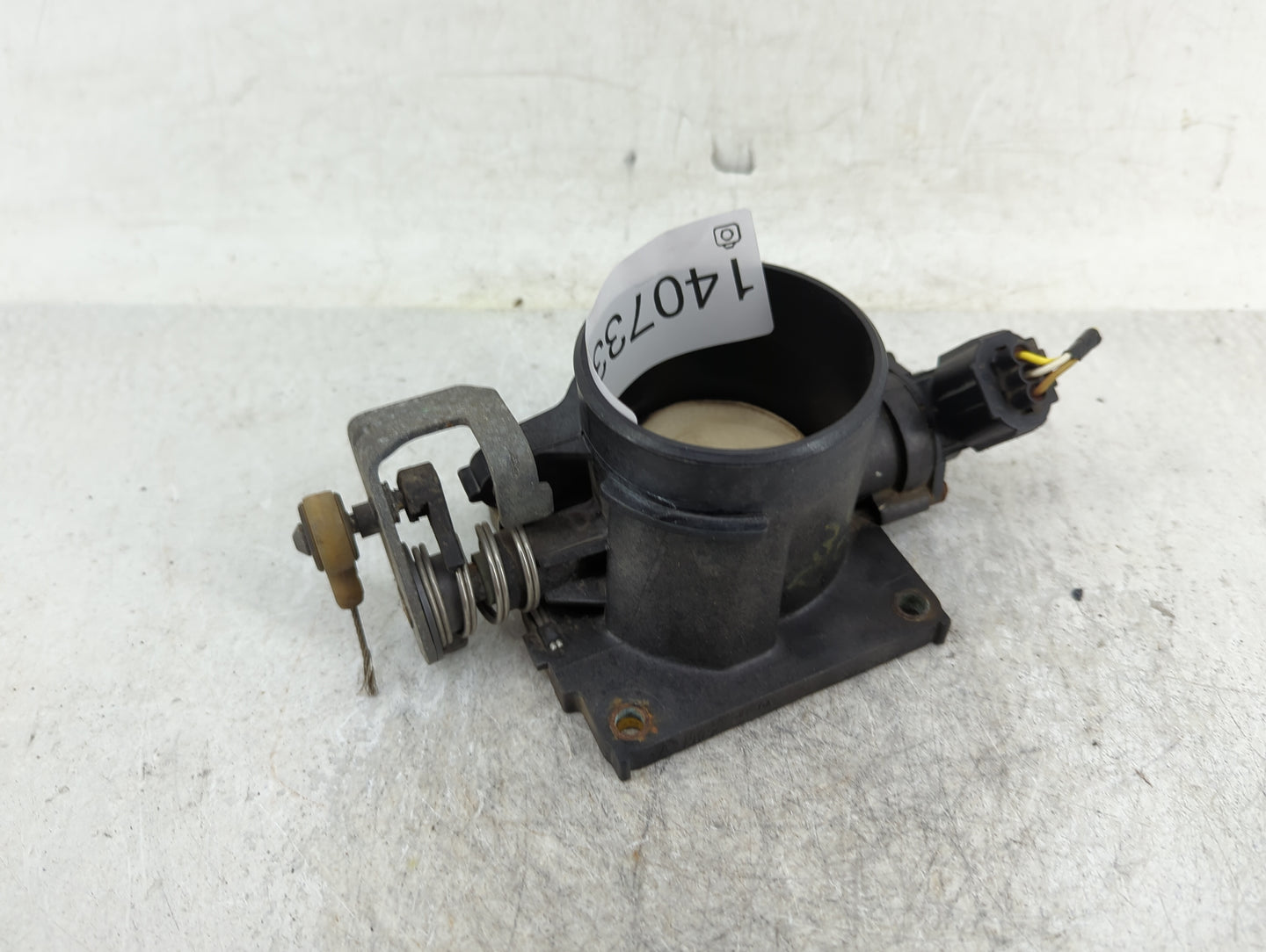 2002-2004 Ford Focus Throttle Body Fits Fits 2002 2003 2004 OEM Used Auto Parts - Oemusedautoparts1.com