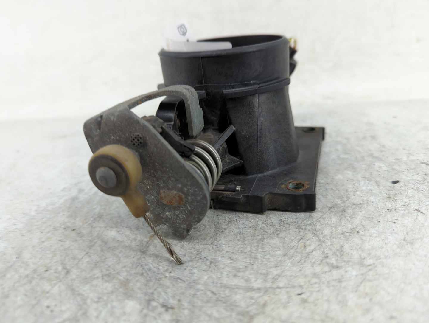 2002-2004 Ford Focus Throttle Body Fits Fits 2002 2003 2004 OEM Used Auto Parts - Oemusedautoparts1.com