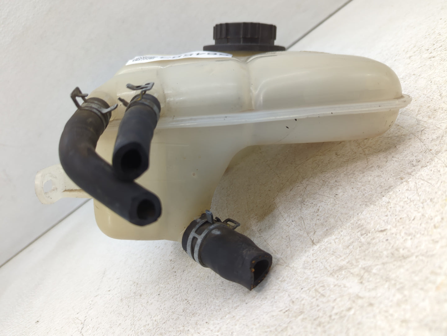 2000-2004 Ford Focus Windshield Washer Fluid Reservoir Bottle Oem - Oemusedautoparts1.com