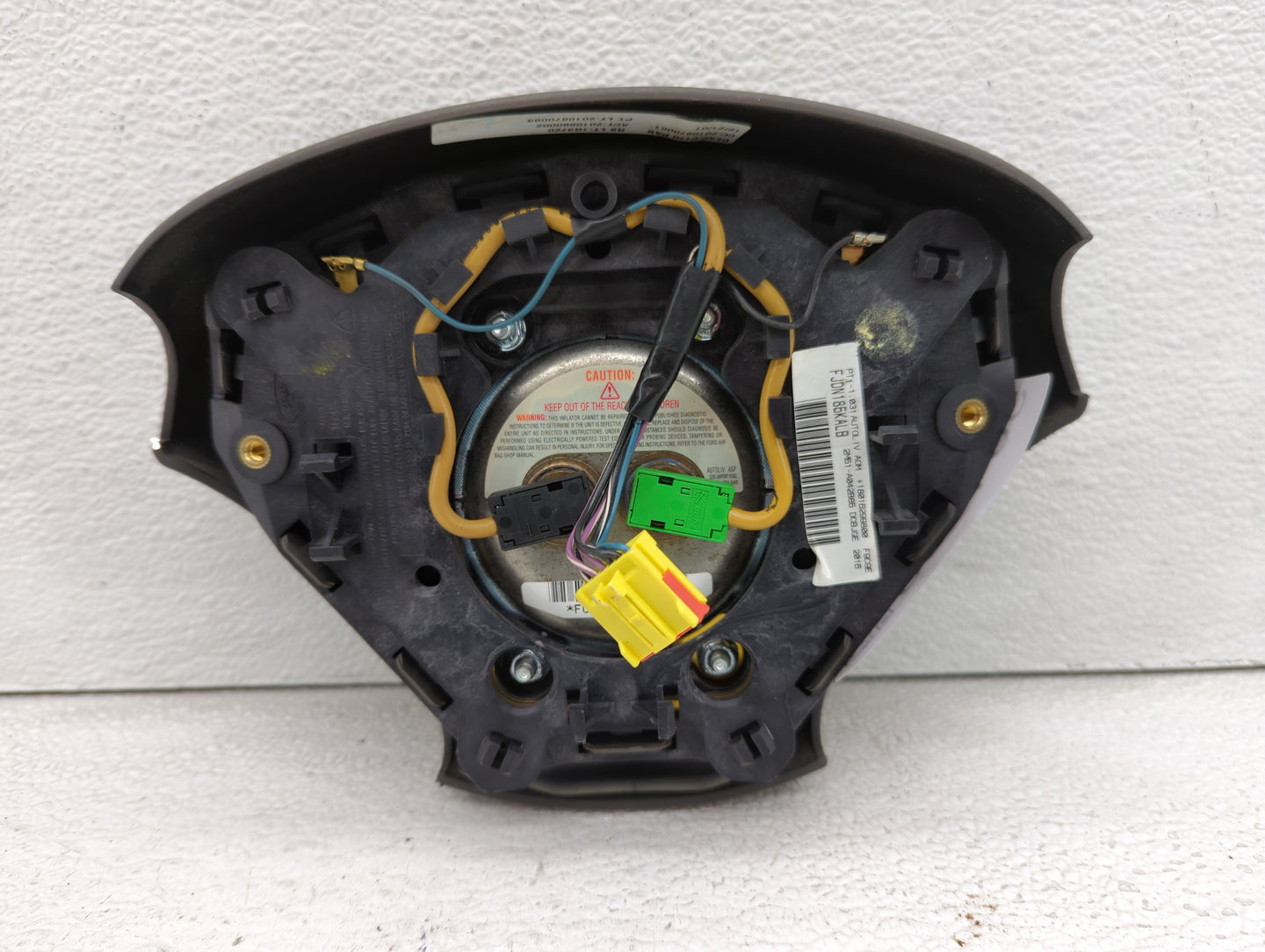 2014 Ford Focus Air Bag Driver Left Steering Wheel Mounted P/N:A042885 Fits OEM Used Auto Parts - Oemusedautoparts1.com