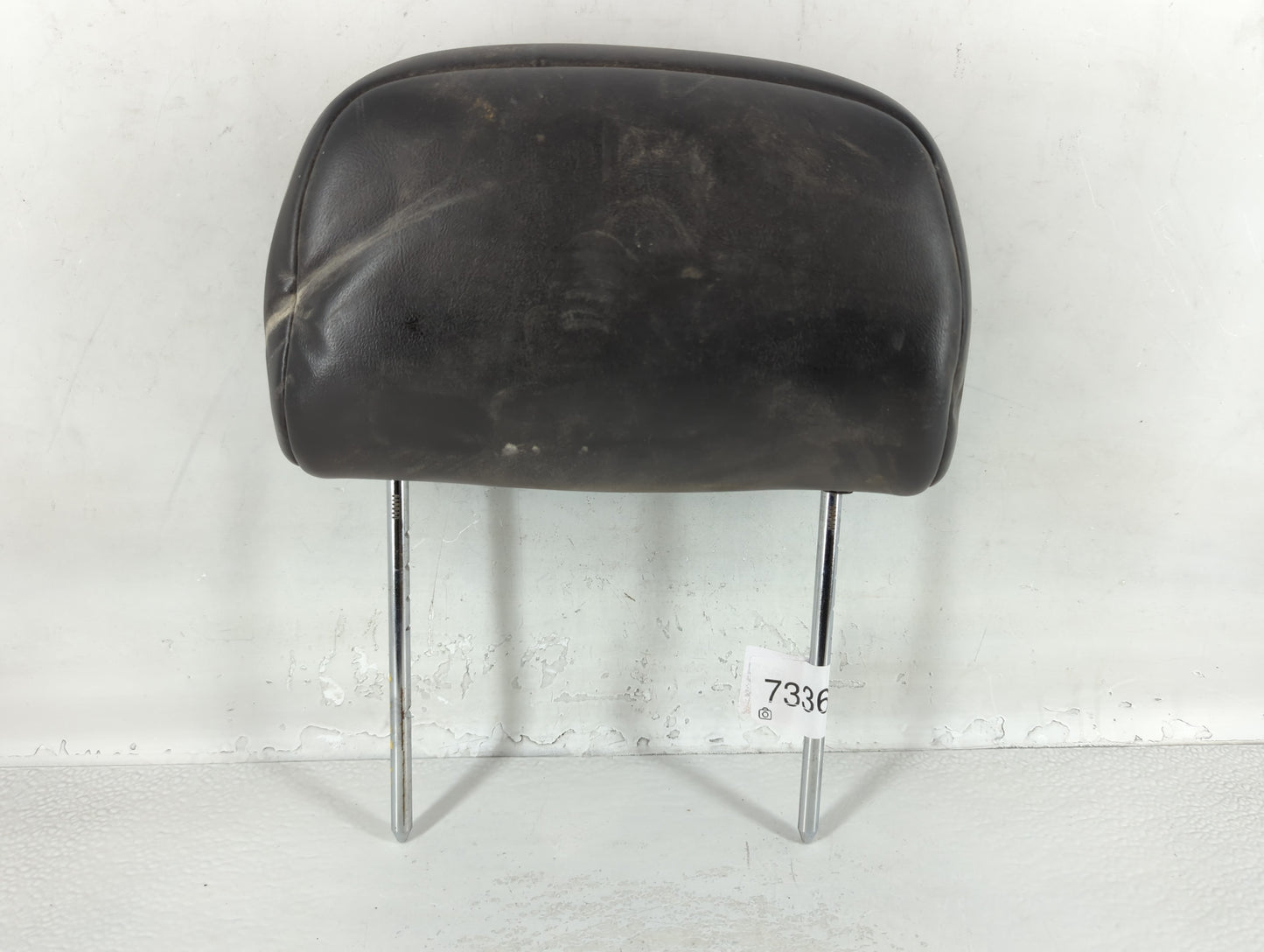 2002 Ford Focus Headrest Head Rest Front Driver Passenger Seat Fits OEM Used Auto Parts - Oemusedautoparts1.com